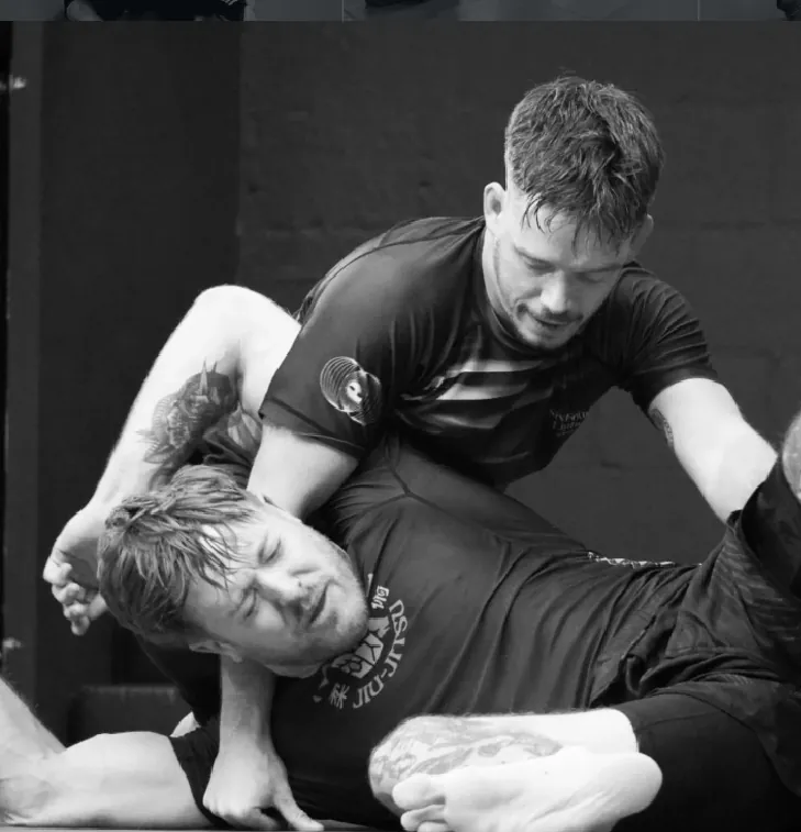 No-gi grappling: controle vanuit top-positie